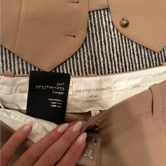 Brand new Aritzia matching effortless outfit - Picture 5 of 5